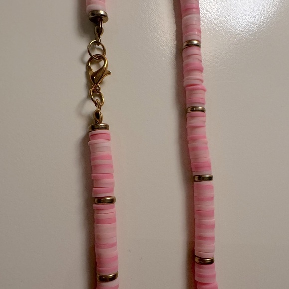 Light pink clay bead necklace - Picture 2 of 2